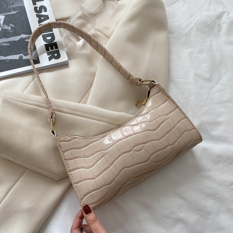 KYRIA | SHELL-STYLE BAG