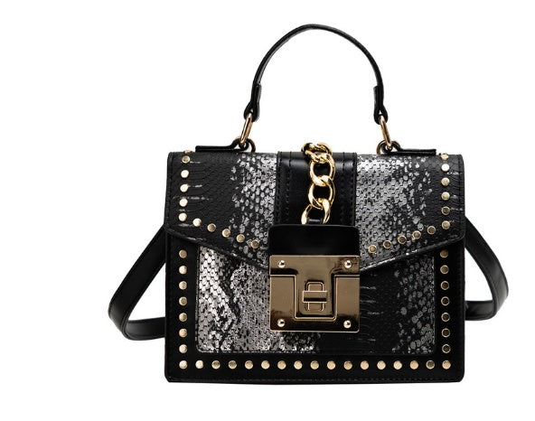 DAPHNE | SADDLE BOX BAG – SNAKE & STUDS