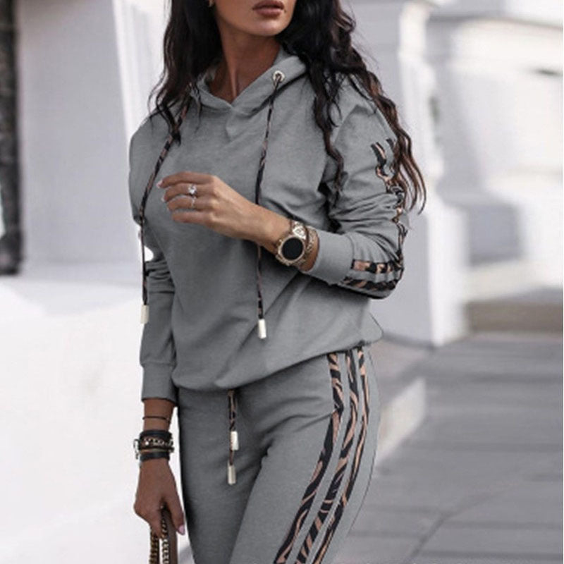 ATHENA | TWO-PIECE SPORTSWEAR SET