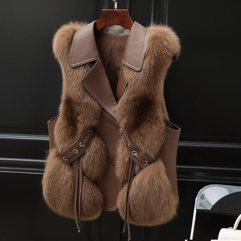 Elegant Short Fox Fur Vest