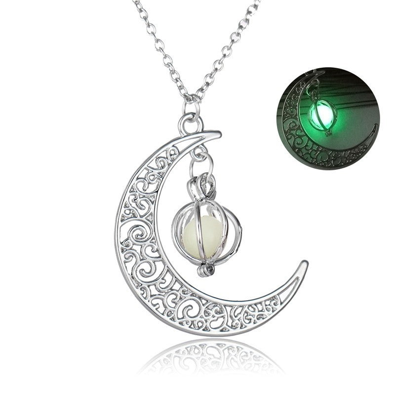 SELENE | GLOW-IN-THE-DARK NECKLACE