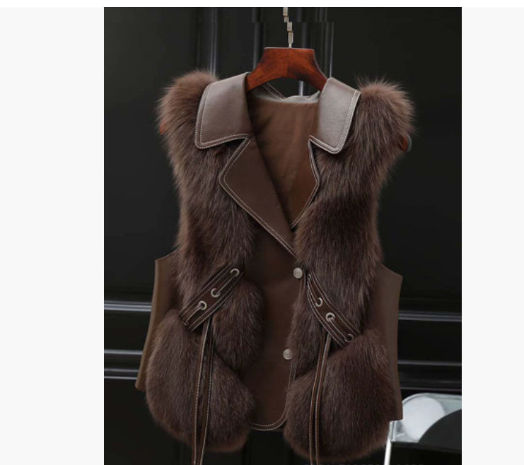 Elegant Short Fox Fur Vest